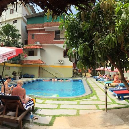 Hotel Thushara Ковалам Екстериор снимка