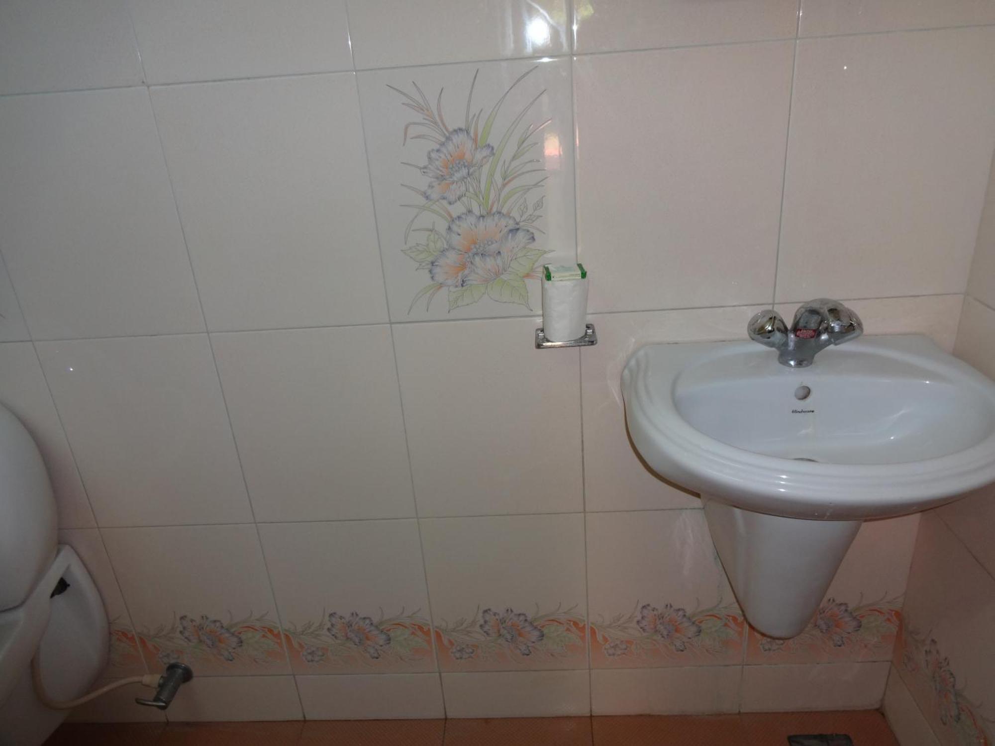 Hotel Thushara Ковалам Стая снимка