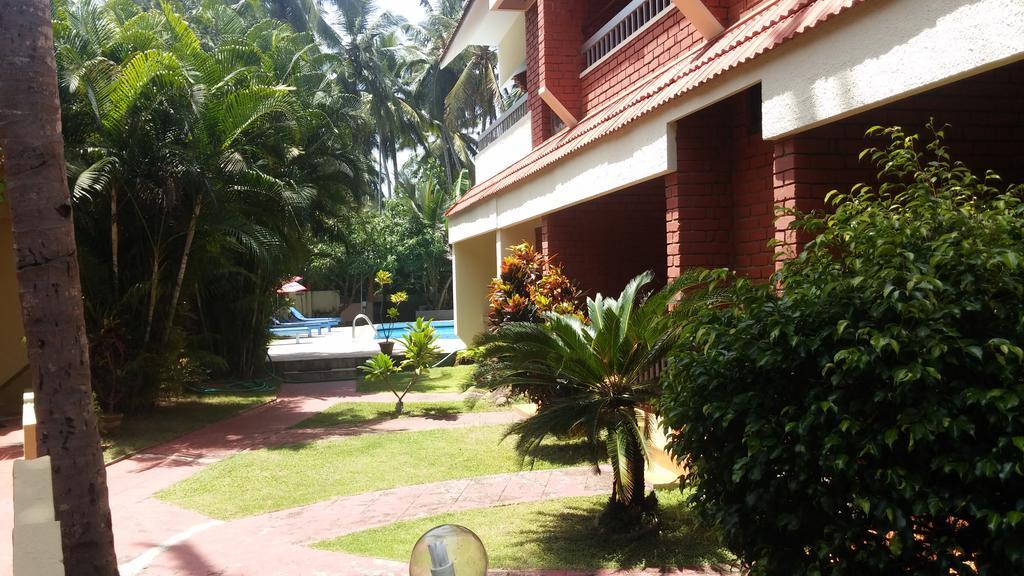 Hotel Thushara Ковалам Екстериор снимка